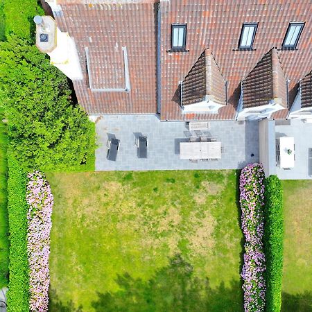 Charming Villa Near The Dunes Of Knokke Le Zoute Экстерьер фото